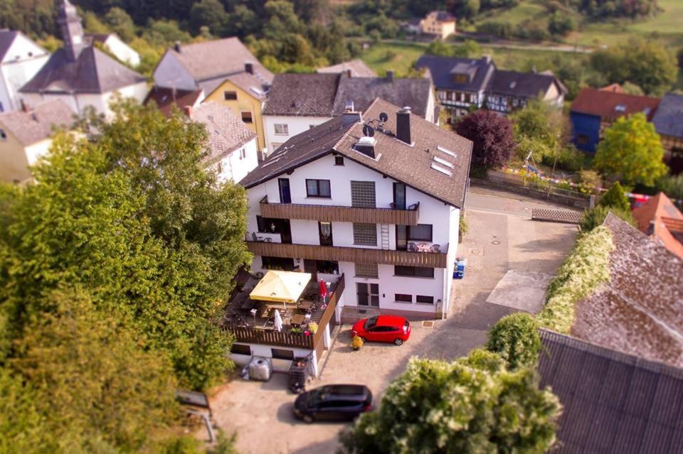 Hotel Zum Lahnfelsen Gräveneck Exterior foto